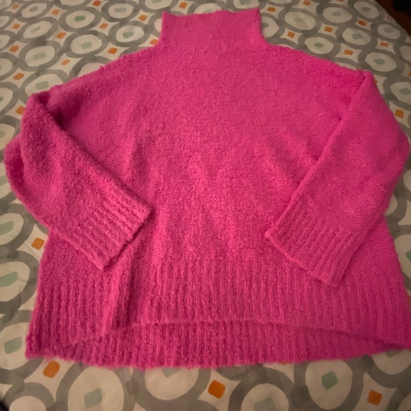 Lou Grey Hot Pink Sweater 